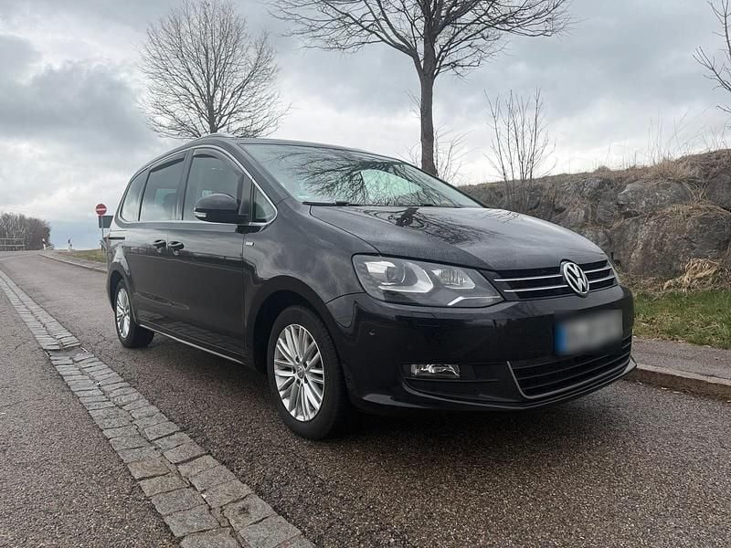 Gebraucht VW Sharan 140 PS (102 kW) 2013 Schwarz Van / Kleinbus