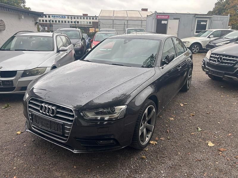 Schwarz Gebraucht 2013 Audi A4 S-Line Limousine | 10.800 € (Fairer Preis) - Bild 1/4