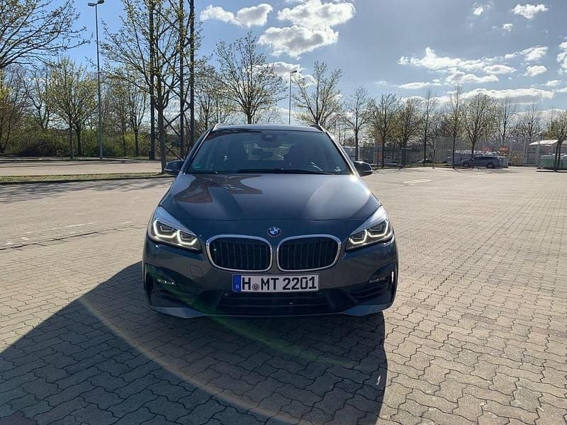 Gebraucht BMW 220 Active Tourer 192 PS (141 kW) 2018 Grau Van / Kleinbus