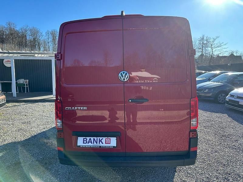 Gebraucht VW Crafter R 140 PS (102 kW) 2019 Rot Van