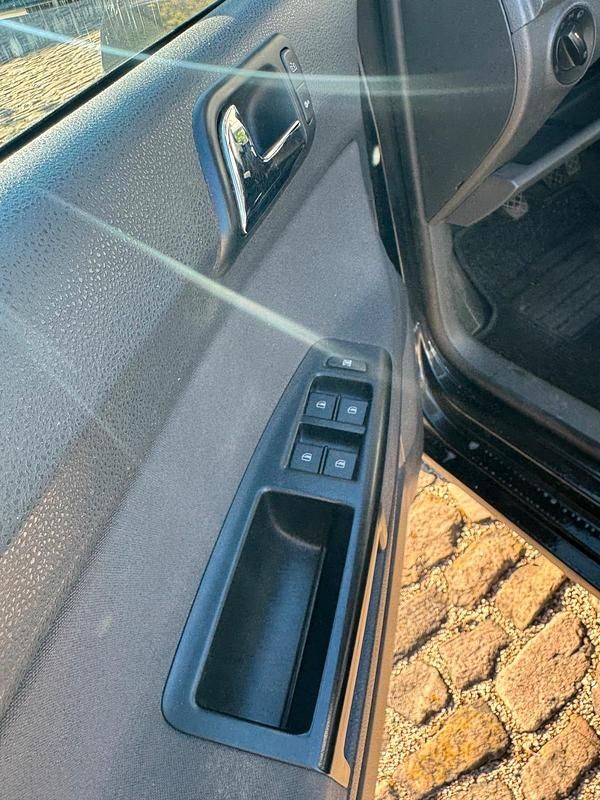 Gebraucht VW Polo 63 PS (46 kW) 2005 Schwarz Kleinwagen