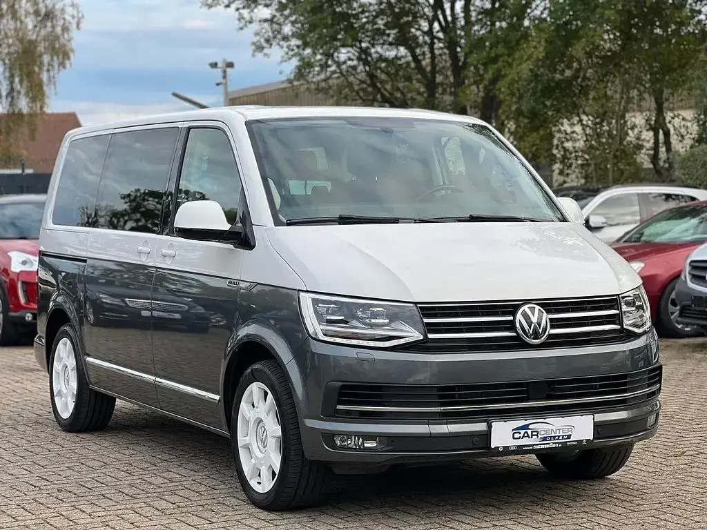 Gebraucht VW Multivan Highline 204 PS (150 kW) 2016 Van / Kleinbus