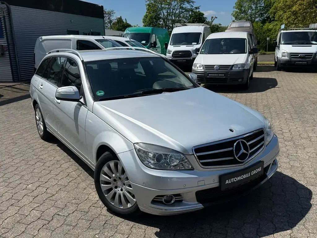 Second-hand Mercedes C220 170 CP (125 kW) 2008 Argintiu Break