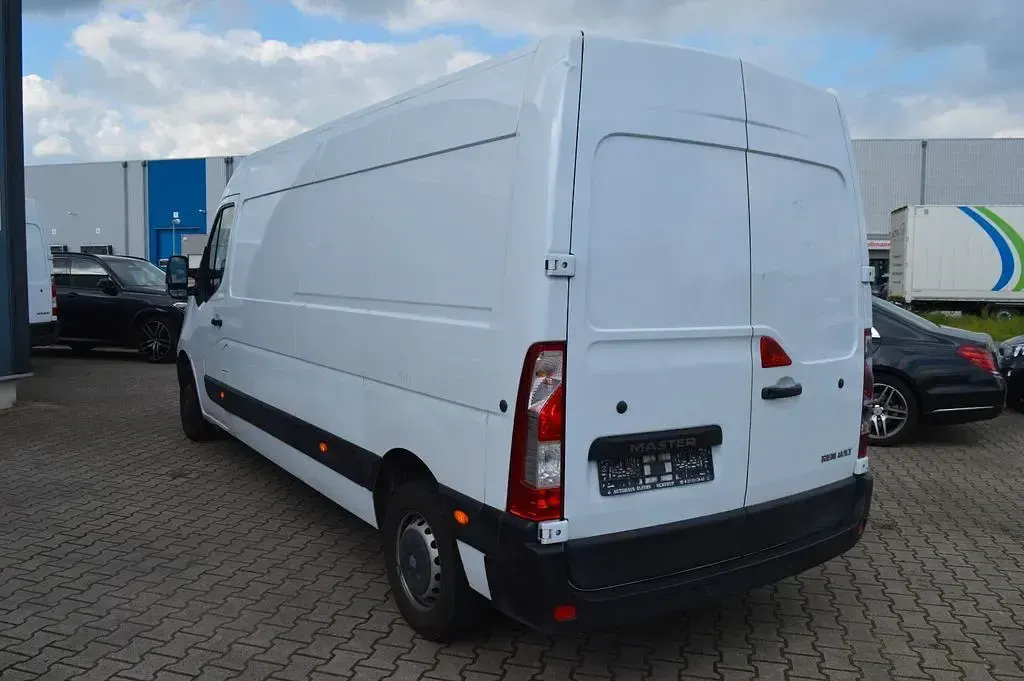 Gebraucht Renault Master 131 PS (96 kW) 2018 Weiß Van