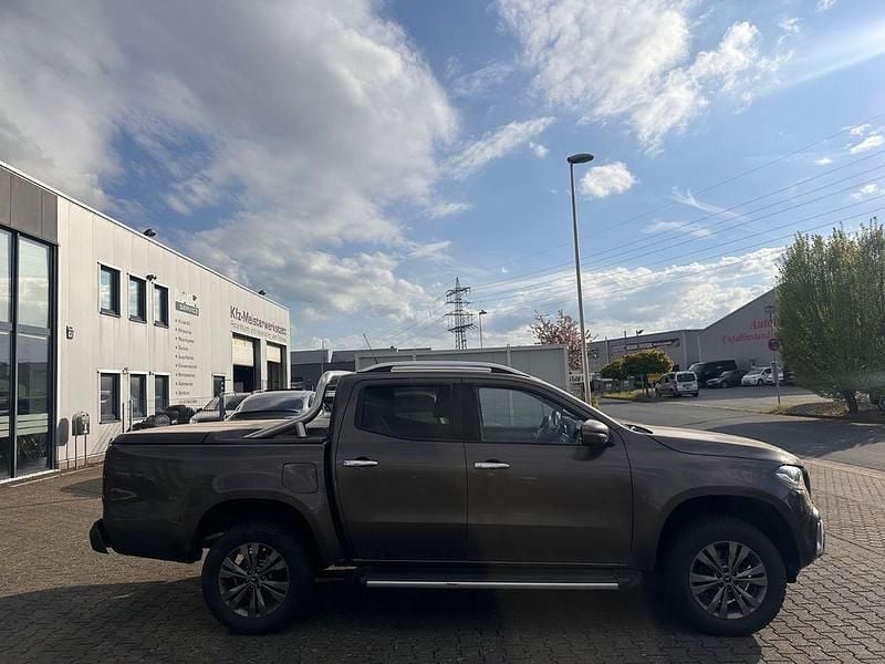 Gebraucht Mercedes X250 Edition 190 PS (139 kW) 2018 Braun Pickup