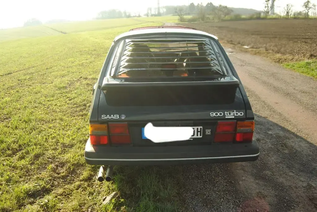 Gebraucht Saab 900 175 PS (128 kW) 1985 Schwarz Kombi