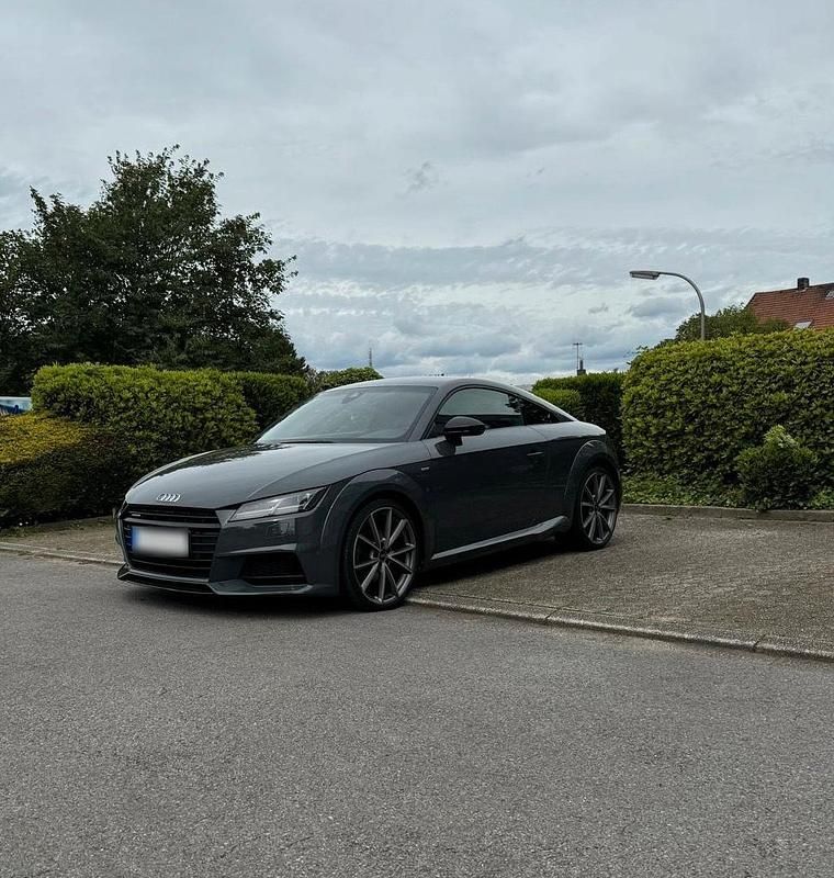 Gebraucht Audi TT S-Line 230 PS (169 kW) 2016 Grau Coupé