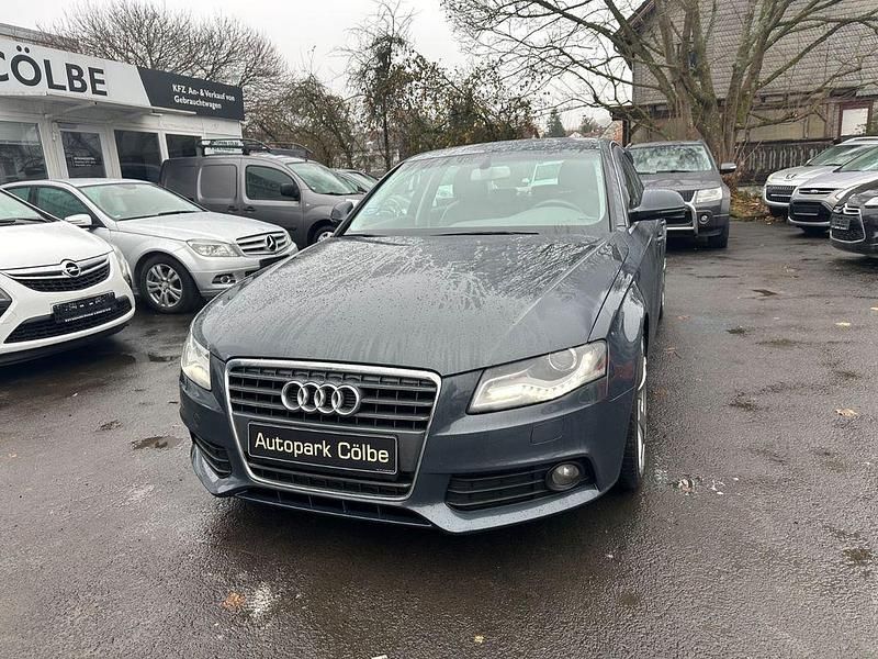 Grau Gebraucht 2009 Audi A4 Ambiente Limousine | 4.990 € (Superpreis) - Bild 1/4