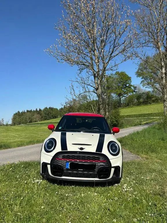 Gebraucht Mini John Cooper Works 231 PS (169 kW) 2022 Weiß Kleinwagen