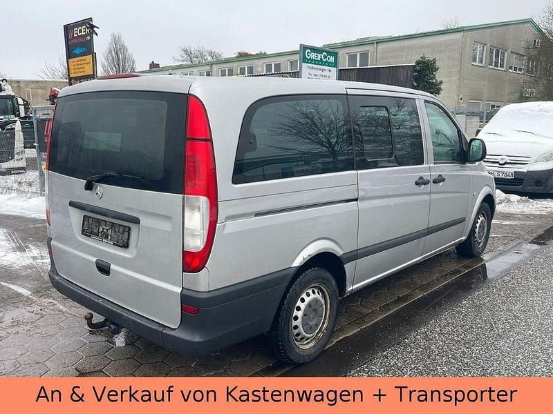 Gebraucht Mercedes Vito 109 PS (80 kW) 2005 Silber Van