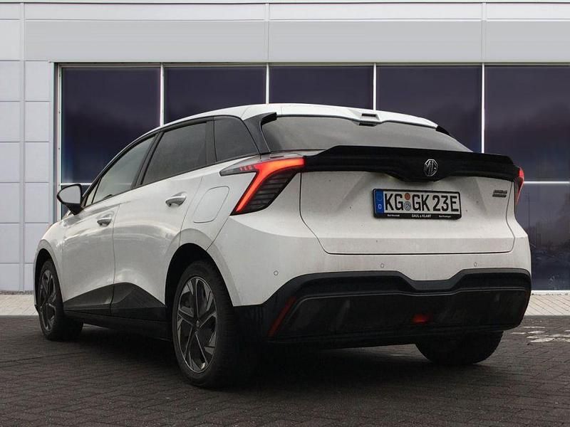 Gebraucht MG MG4 EV Comfort 150 kW (204 PS) 2022 Weiß Kleinwagen