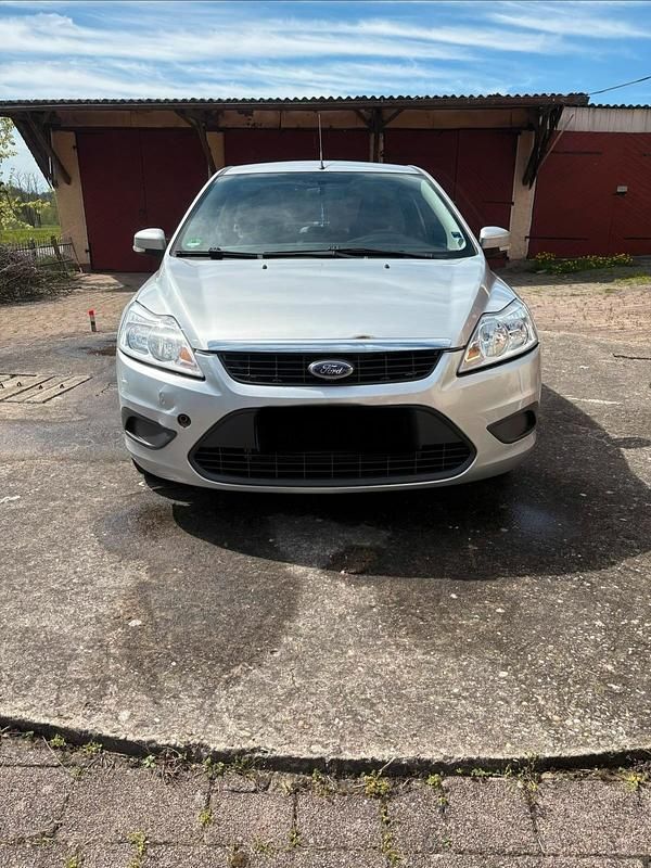 Usata Ford Focus 100 CV (73 kW) 2009 Argento Berlina