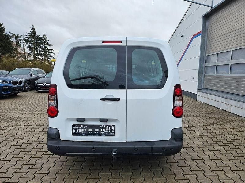 Gebraucht Peugeot Partner Comfort 99 PS (72 kW) 2016 Weiß Van / Kleinbus