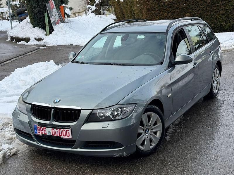 Second-hand BMW 320 163 CP (119 kW) 2006 Albastru Break