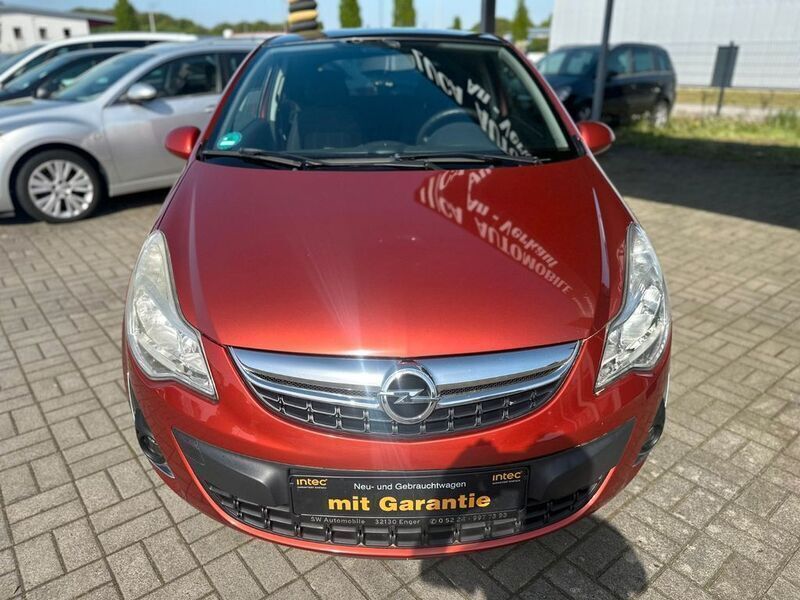 Gebraucht Opel Corsa Color Edition 87 PS (63 kW) 2012 Orange Kleinwagen