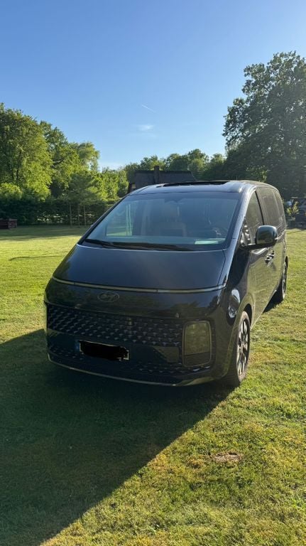 Blau Gebraucht 2022 Hyundai Staria Signature Van | 39.950 € (Guter Preis) - Bild 1/4