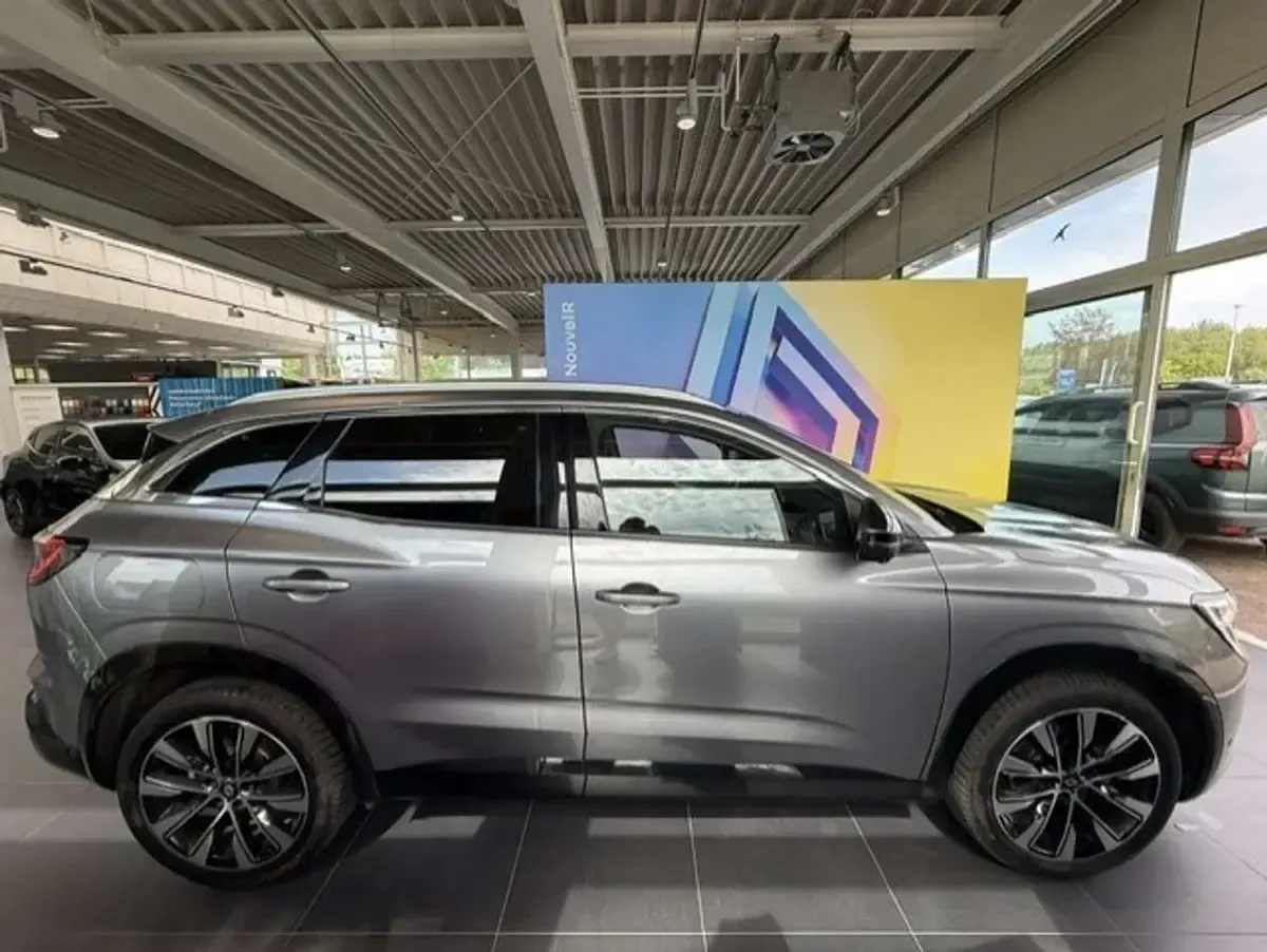 Używany Renault Austral Techno 158 KM (116 kW) 2023 Szary SUV