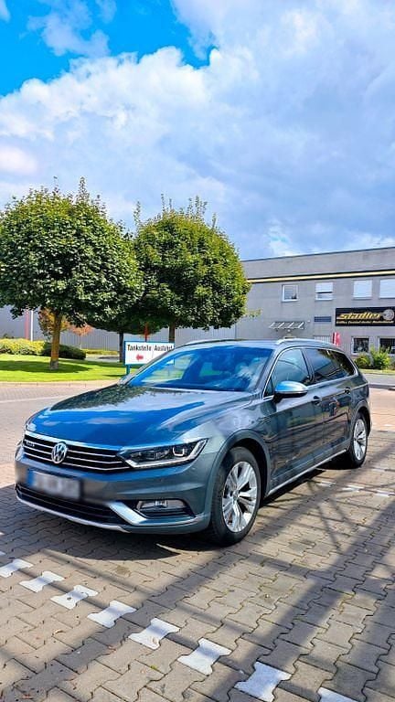 Gebraucht VW Passat Alltrack 239 PS (175 kW) 2017 Grau Kombi