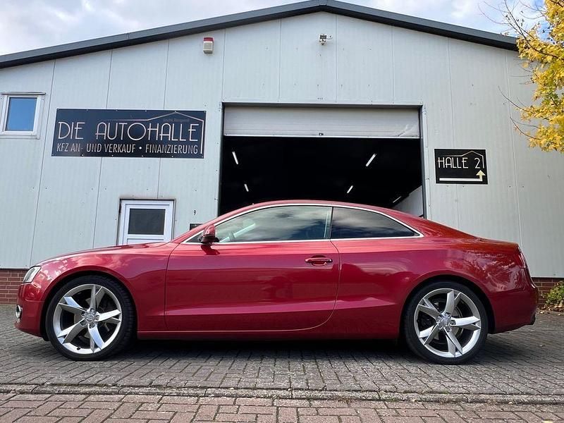 Gebraucht Audi A5 Advanced 211 PS (155 kW) 2010 Rot Coupé