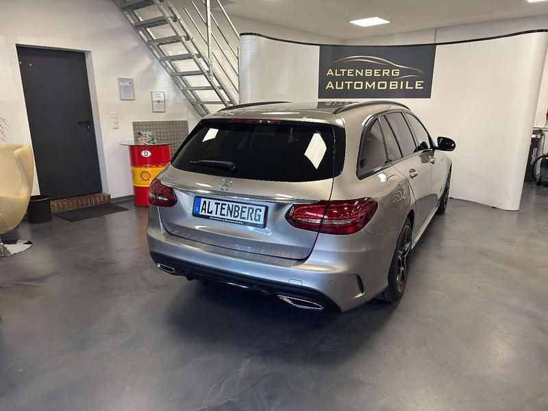 Gebraucht Mercedes C300 AMG 245 PS (180 kW) 2021 Silber Kombi