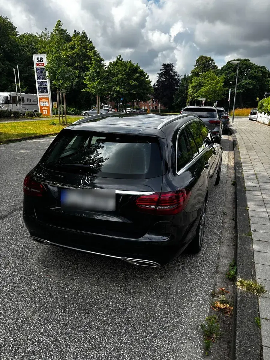 Gebraucht Mercedes E300 320 PS (235 kW) 2021 Schwarz Kombi