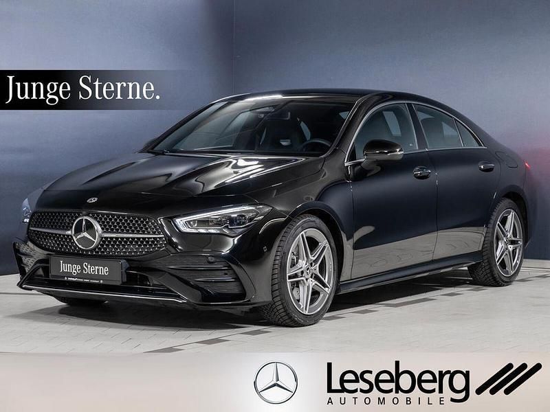 Schwarz Gebraucht 2024 Mercedes CLA200 AMG Coupé | 36.480 € (Fairer Preis) - Bild 1/4