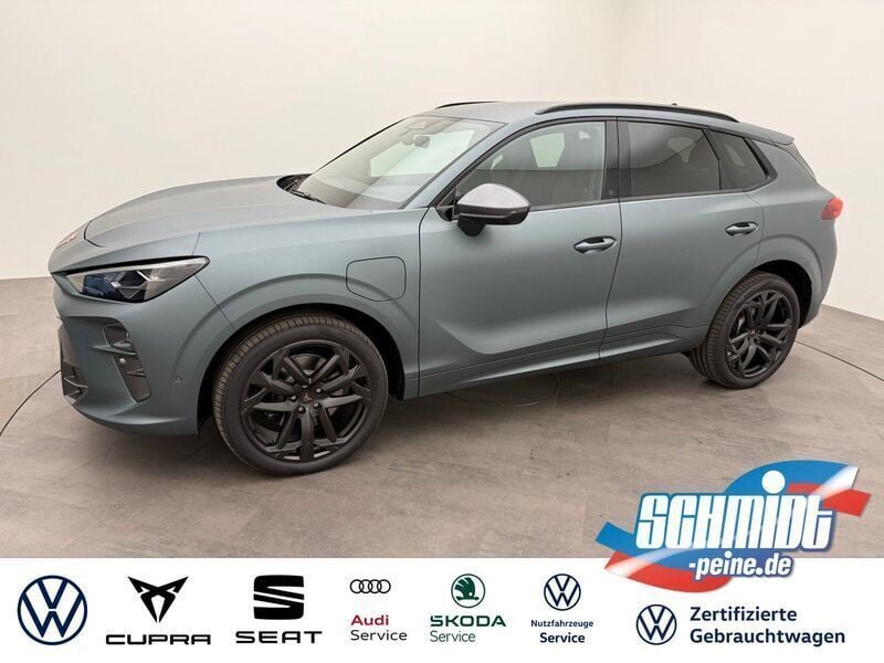 Grau Neu 2025 Cupra Terramar VZ SUV | 53.600 € (Etwas zu teuer) - Bild 1/4