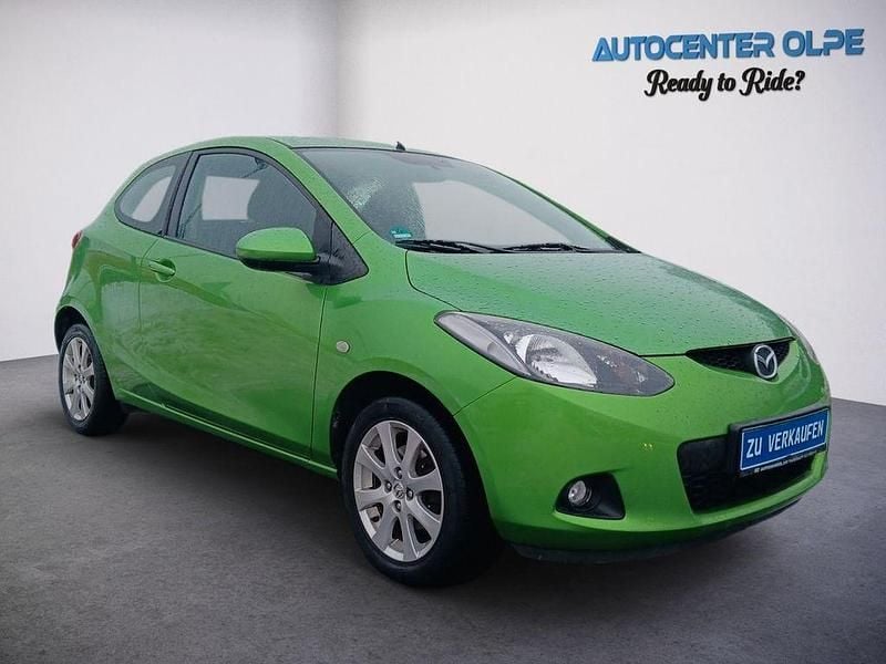 Grün Gebraucht 2009 Mazda 2 Kleinwagen | 1.999 € (Guter Preis) - Bild 1/4