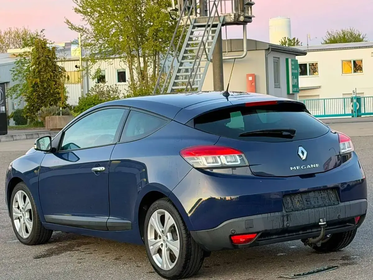 Gebraucht Renault Mégane Coupé 110 PS (80 kW) 2009 Blau Coupé