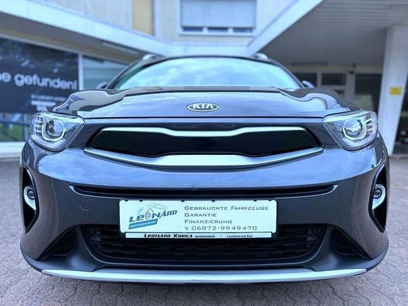 Gebraucht Kia Stonic 99 PS (72 kW) 2018 Grau SUV