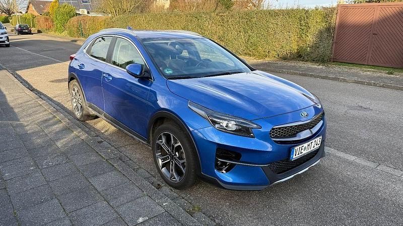 Blau Gebraucht 2020 Kia XCeed Spirit SUV | 17.000 € (Guter Preis) - Bild 1/4