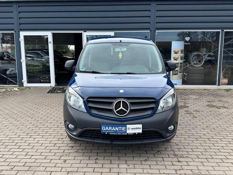Gebraucht Mercedes Citan 111 110 PS (80 kW) 2016 Blau Van / Kleinbus