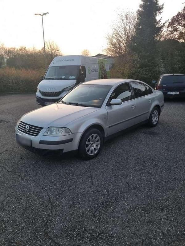 Gebraucht VW Passat 102 PS (75 kW) 2003 Grau Limousine