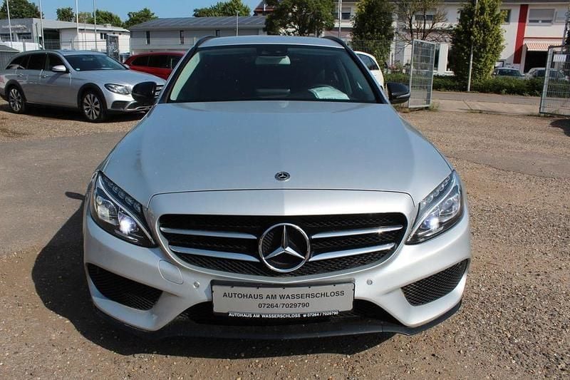 Gebraucht Mercedes C400 Exclusive 333 PS (244 kW) 2018 Silber Limousine
