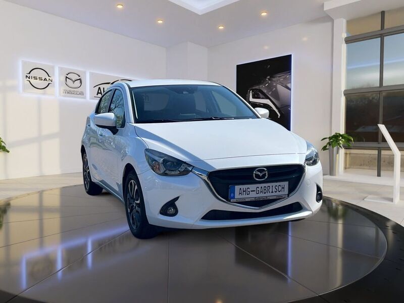 Gebraucht Mazda 2 Nakama 90 PS (66 kW) 2017 Weiß Limousine