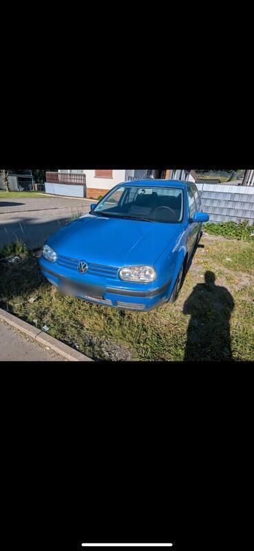 Blau Gebraucht 1998 VW Golf IV Kleinwagen | 599 € (Superpreis) - Bild 1/4