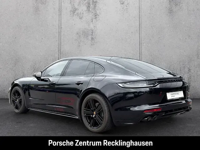 Gebraucht Porsche Panamera 4 Platinum Edition 462 PS (339 kW) 2023 Tiefschwarzmetallic Kleinwagen