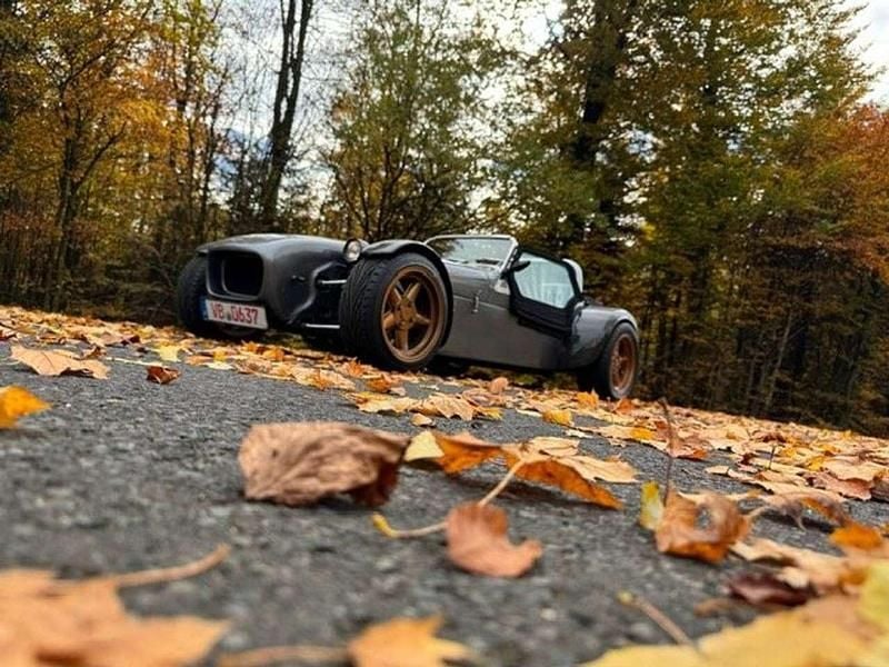 Grau metallic Gebraucht 1995 Lotus Super Seven Cabrio | 24.990 € - Bild 1/4