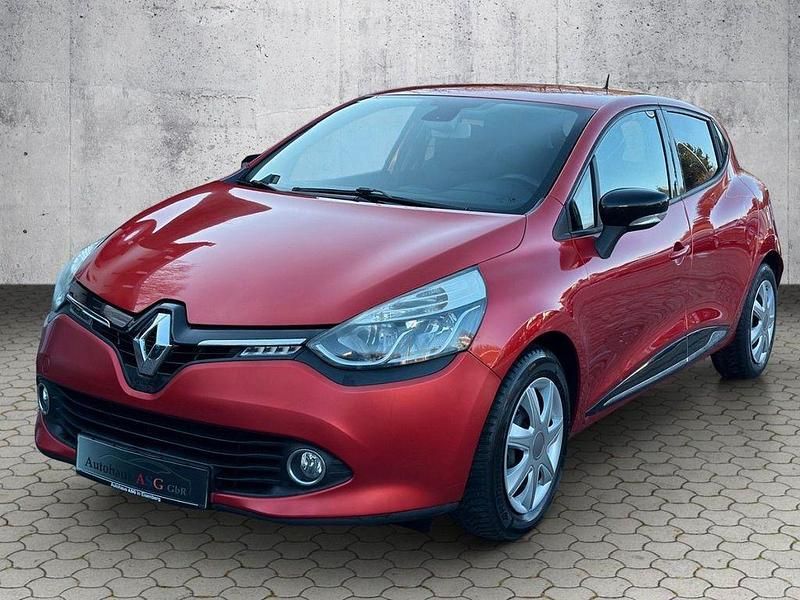 Gebraucht Renault Clio IV Luxe 90 PS (66 kW) 2012 Rot Limousine