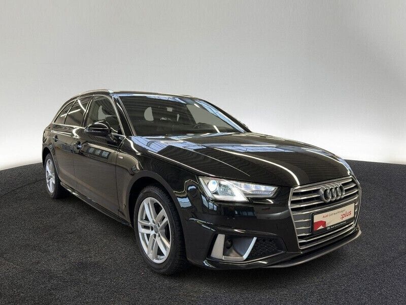 Gebraucht Audi A4 Sport 150 PS (110 kW) 2019 Mythosschwarz metallic Kombi