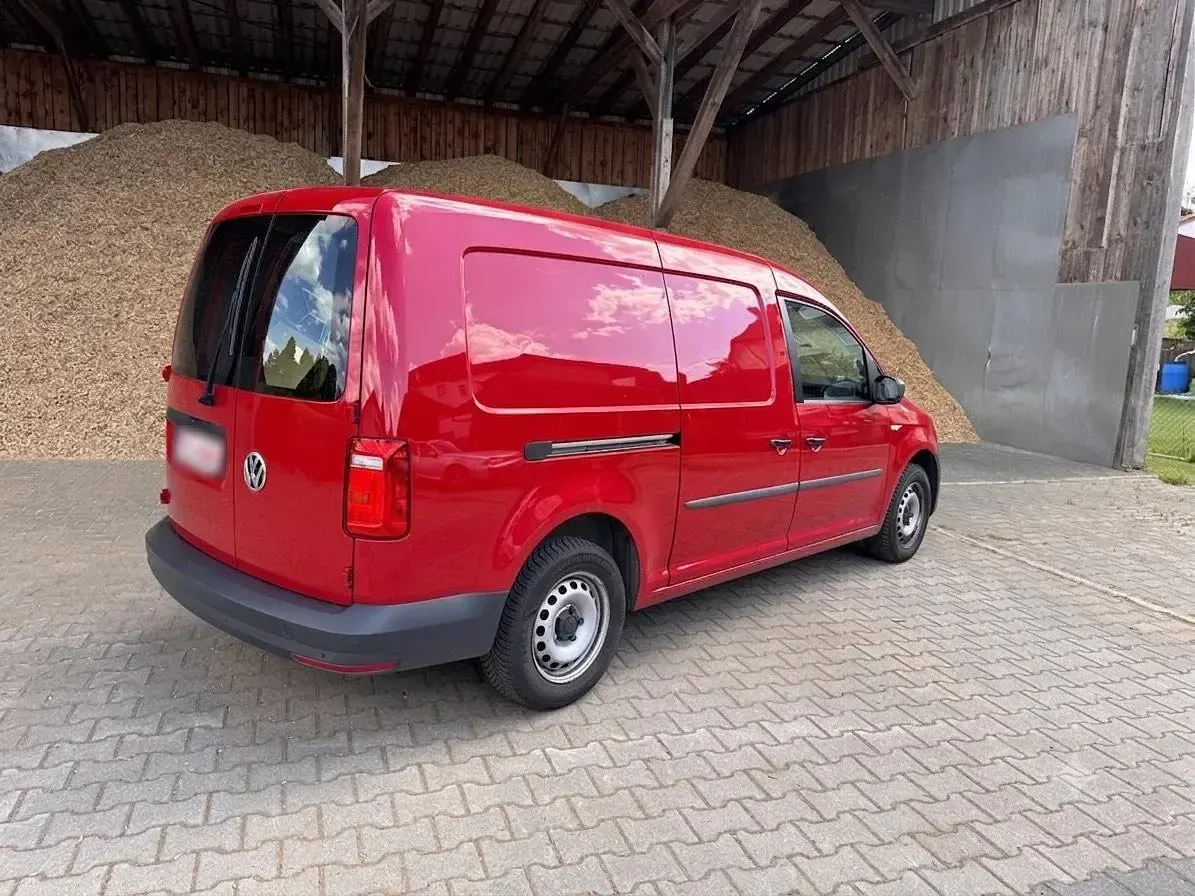 Gebraucht VW Caddy Maxi R-line 150 PS (110 kW) 2019 Rot Van / Kleinbus
