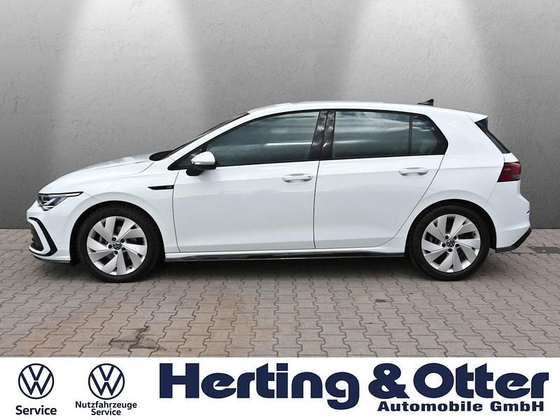 Gebraucht VW Golf VII R-line 150 PS (110 kW) 2021 Weiss Kleinwagen