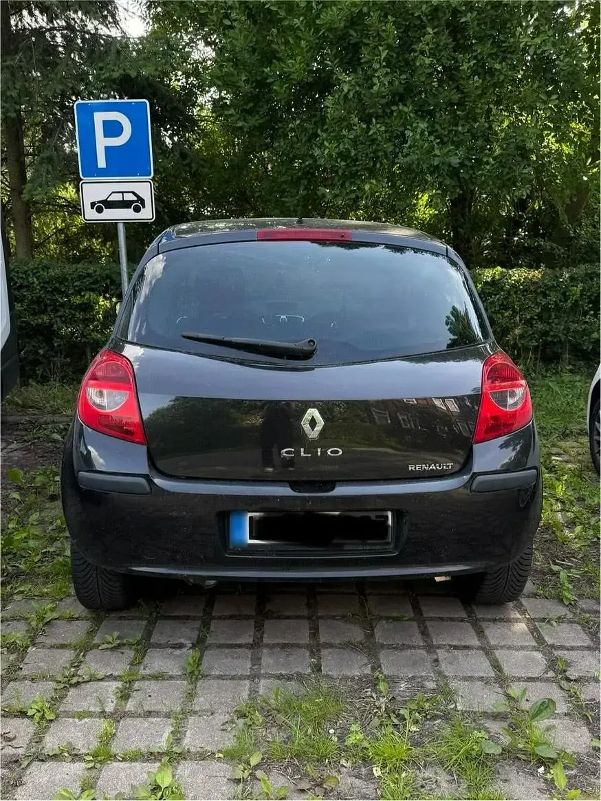 Gebraucht Renault Clio Dynamique 112 PS (82 kW) 2006 Schwarz Kleinwagen