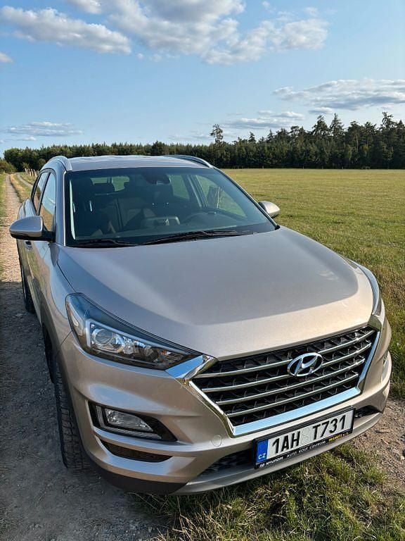 Beige Gebraucht 2019 Hyundai Tucson Premium SUV | 20.200 € (Fairer Preis) - Bild 1/4