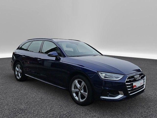 Gebraucht Audi A4 Advanced Plus 204 PS (150 kW) 2022 Navarrablau metallic Kombi