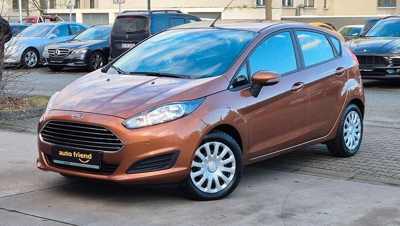 Gebraucht Ford Fiesta Trend 82 PS (60 kW) 2013 Braun Limousine