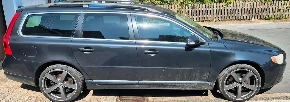 Gebraucht Volvo V70 Summum 185 PS (136 kW) 2008 Grau Kombi