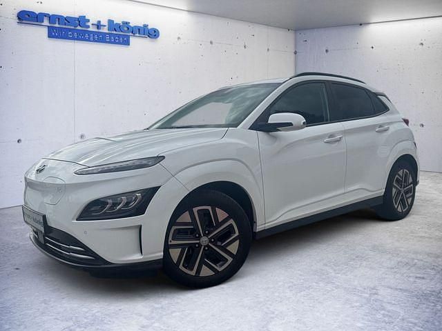 Polar white uni Gebraucht 2022 Hyundai Kona Prime SUV | 25.770 € (Etwas zu teuer) - Bild 1/4
