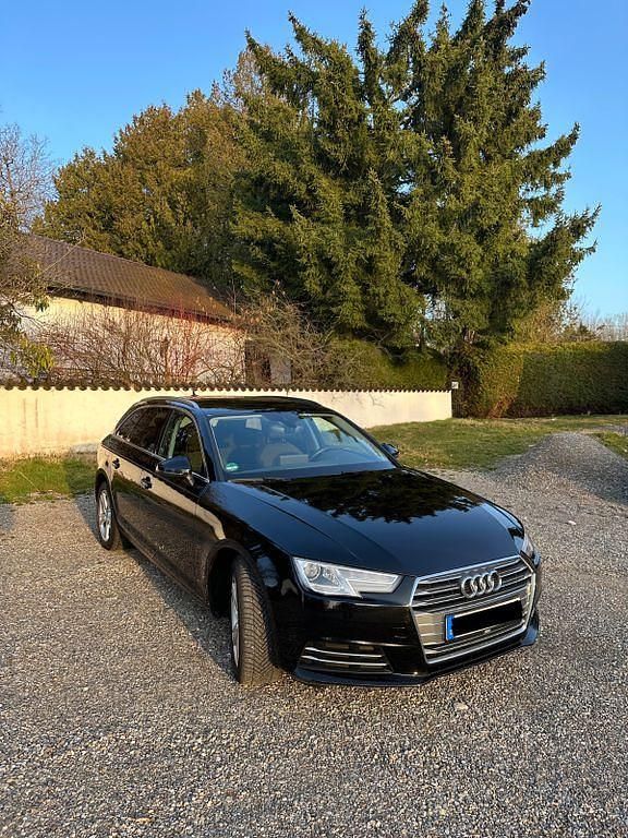 Gebraucht Audi A4 Sport 150 PS (110 kW) 2016 Schwarz Kombi