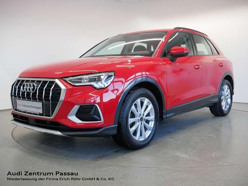 Gebraucht Audi Q3 Advanced 150 PS (110 kW) 2022 Tangorot metallic SUV